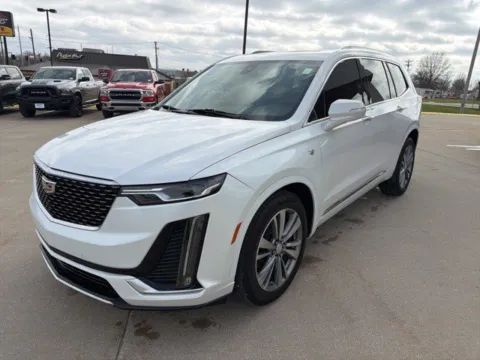 Photos of 2020 Cadillac XT6 FWD Premium Luxury for sale in Chillicothe, MO at MAG CDJR
