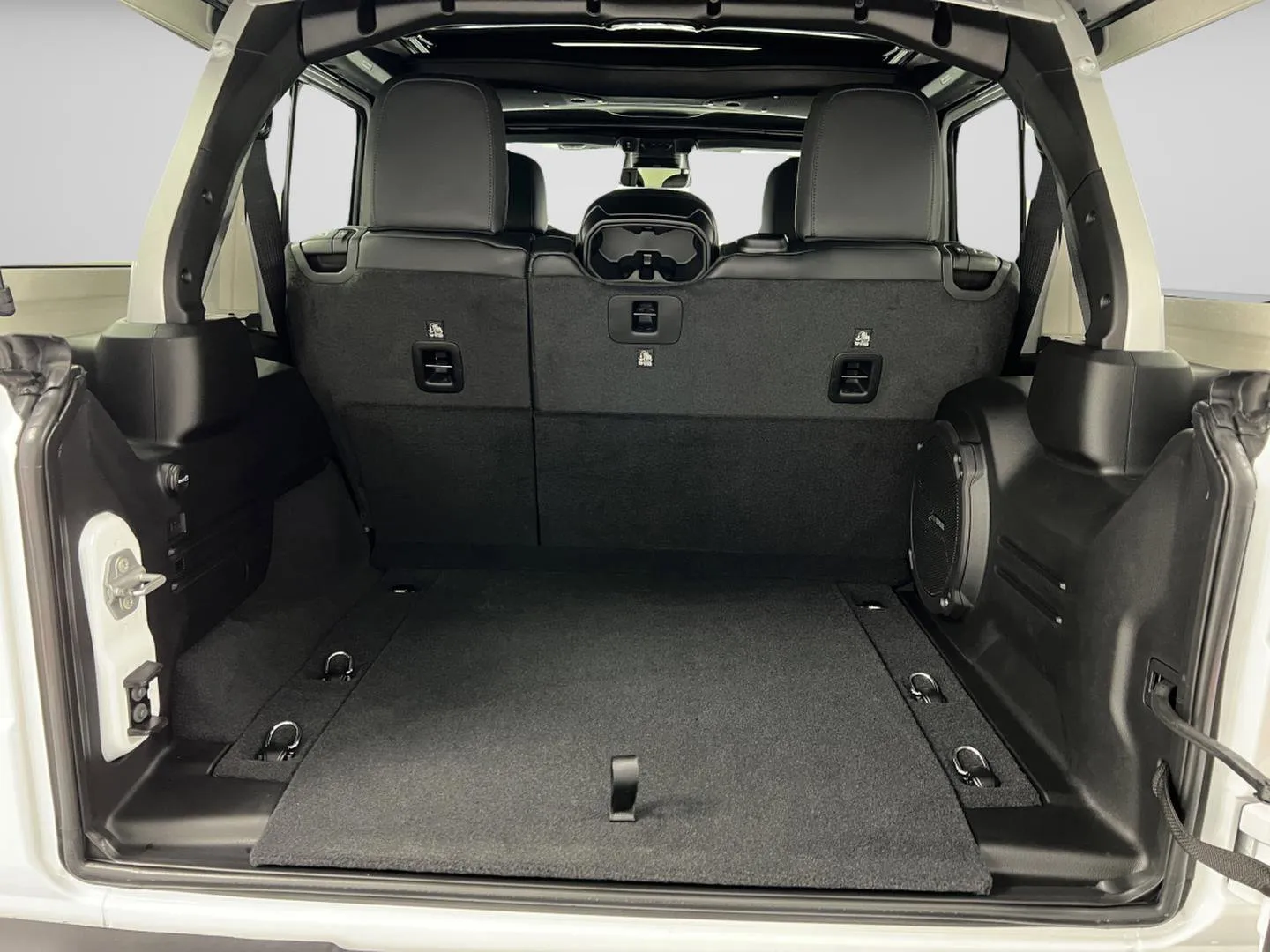 2026 Jeep Wrangler 4-Door Sahara - Photo 31