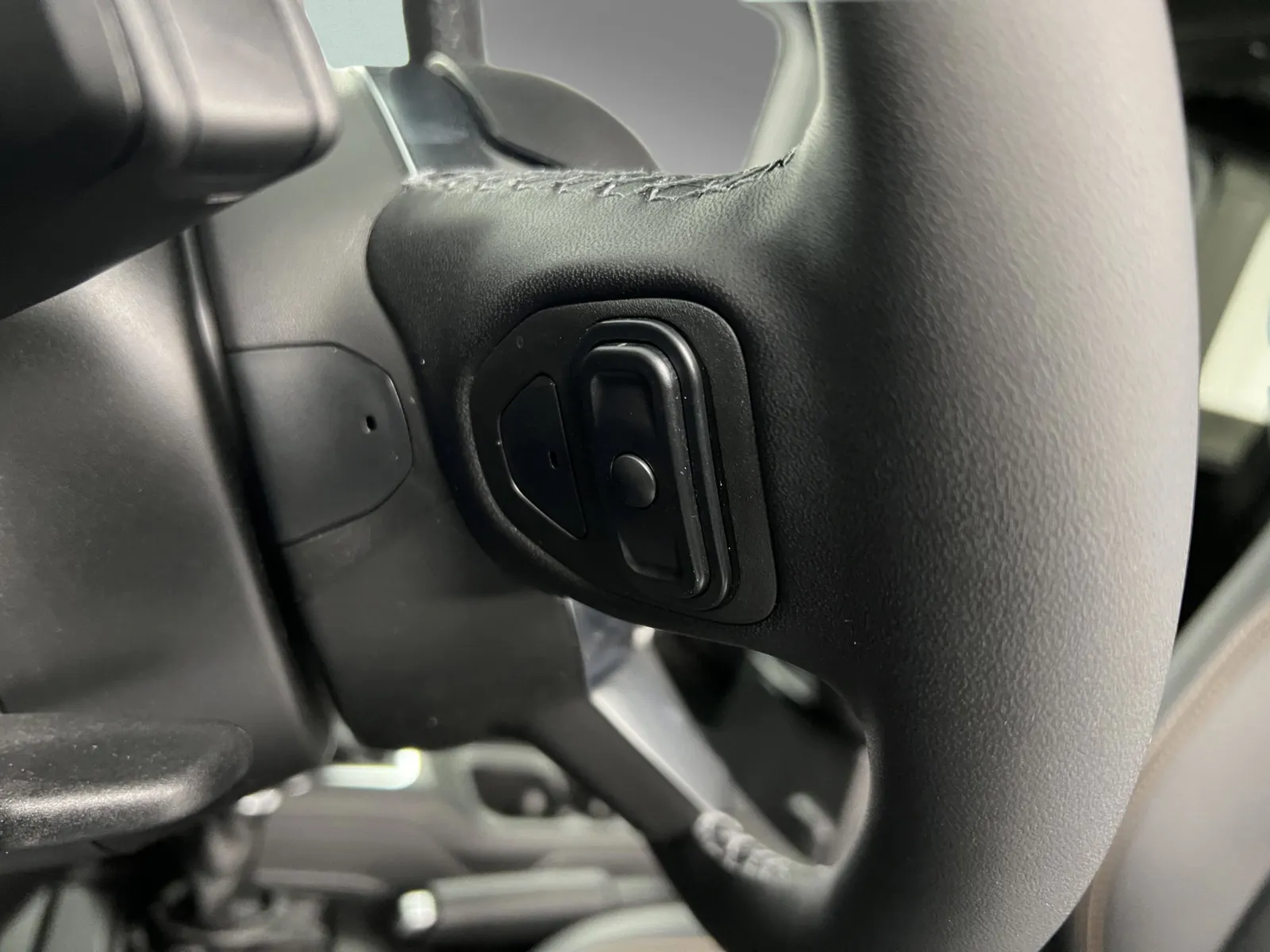 2026 Jeep Wrangler 4-Door Sahara - Photo 26