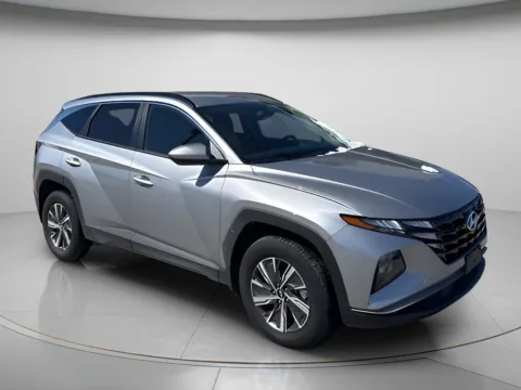 Silver 2024 Hyundai Tucson Hybrid Blue for sale in Chillicothe, MO