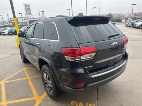 More photos of 2020 Jeep Grand Cherokee Limited at MAG CDJR, MO