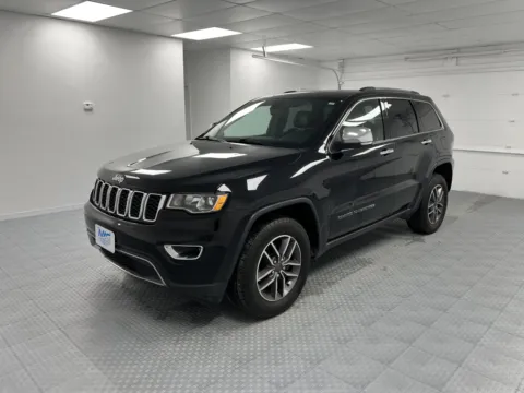 More photos of 2020 Jeep Grand Cherokee Limited at MAG CDJR, MO
