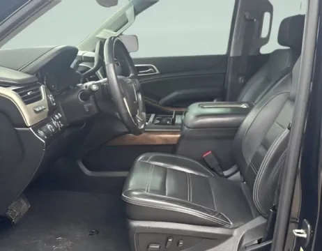 More photos of 2020 GMC Yukon Denali at MAG CDJR, MO