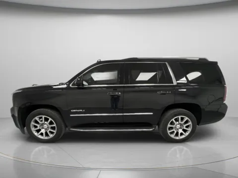 More photos of 2020 GMC Yukon Denali at MAG CDJR, MO