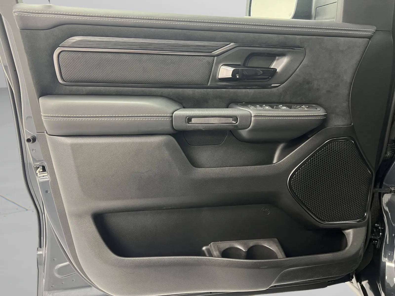 2026 RAM 1500 RHO - Photo 14