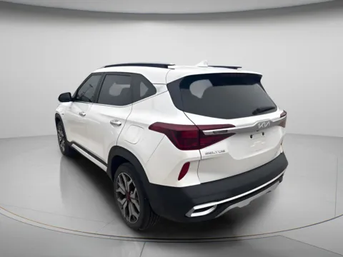 More photos of 2023 Kia Seltos SX at MAG CDJR, MO