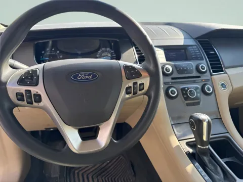 Another view of 2016 Ford Taurus SE for sale in Chillicothe, MO at MAG CDJR