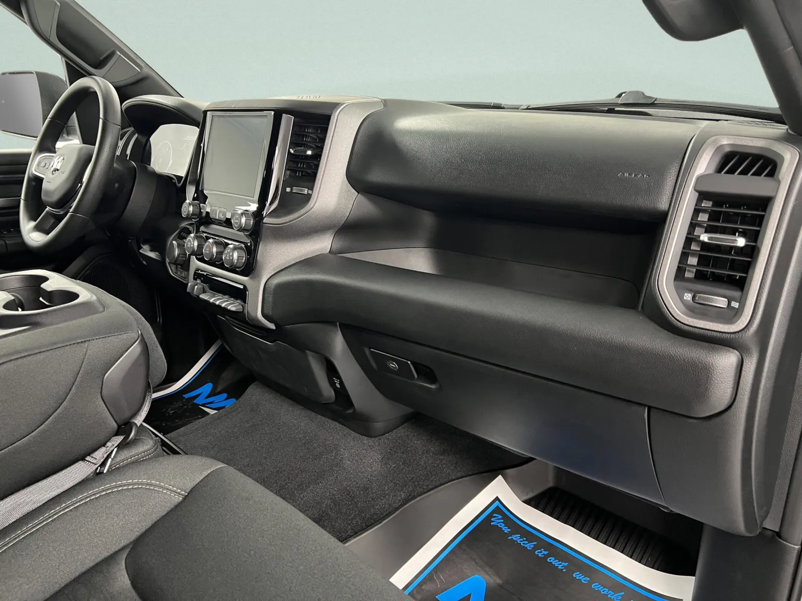 2026 RAM 1500 Warlock - Photo 35