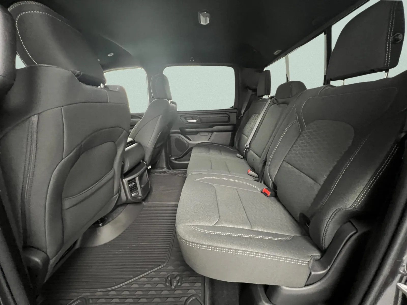 2026 RAM 1500 Warlock - Photo 28