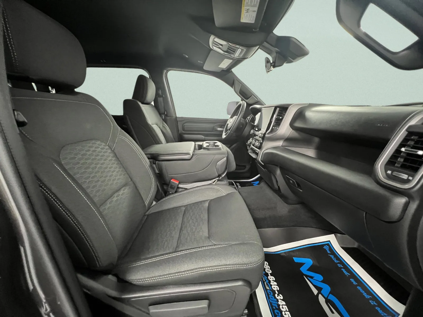 2026 RAM 1500 Warlock - Photo 34