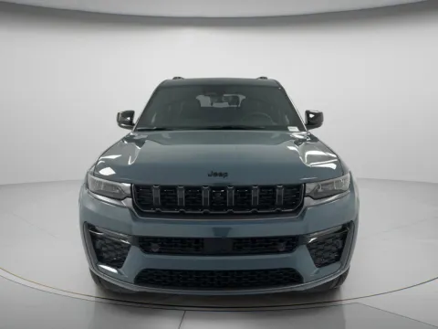 Another view of 2026 Jeep Grand Cherokee L Limited Reserve for sale in Chillicothe, MO at MAG CDJR