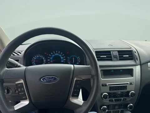 Another view of 2012 Ford Fusion SE for sale in Chillicothe, MO at MAG CDJR