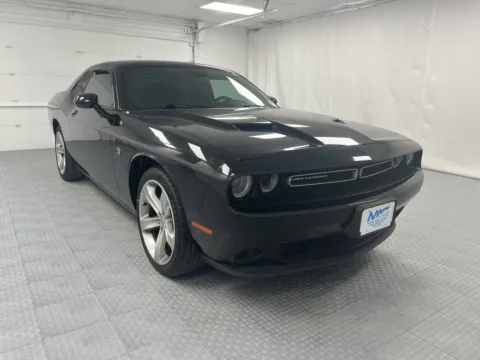 Black 2015 Dodge Challenger SXT for sale in Chillicothe, MO