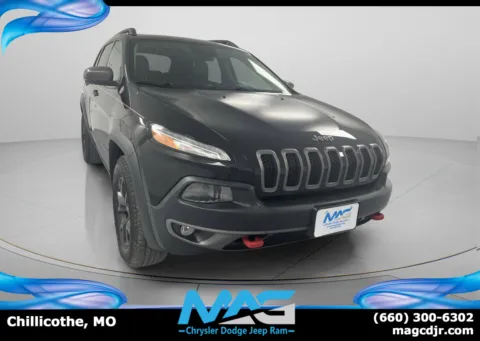 Black 2015 Jeep Cherokee Trailhawk for sale in Chillicothe, MO