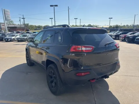 More photos of 2015 Jeep Cherokee Trailhawk at MAG CDJR, MO