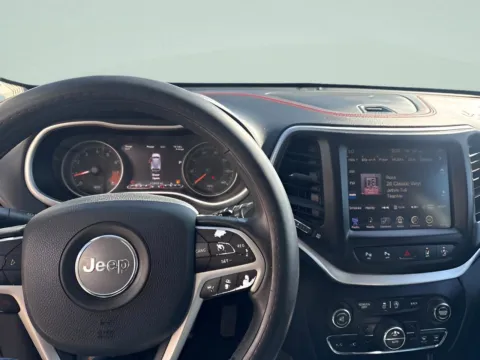 Another view of 2015 Jeep Cherokee Trailhawk for sale in Chillicothe, MO at MAG CDJR