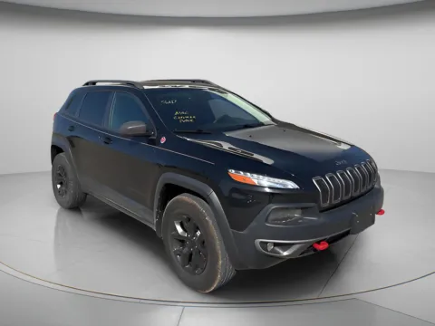 Black 2015 Jeep Cherokee Trailhawk for sale in Chillicothe, MO