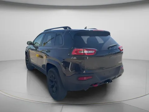 More photos of 2015 Jeep Cherokee Trailhawk at MAG CDJR, MO