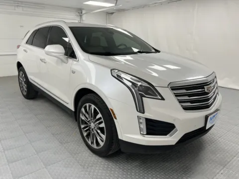 White 2017 Cadillac XT5 Premium Luxury FWD for sale in Chillicothe, MO