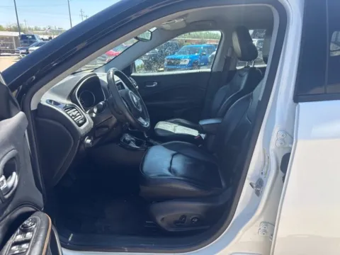 More photos of 2019 Jeep Compass Limited at MAG CDJR, MO