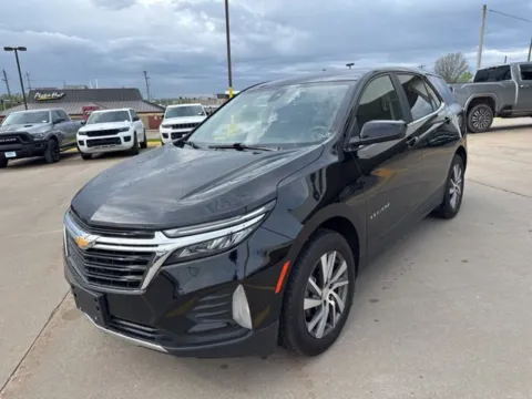 Photos of 2023 Chevrolet Equinox LT for sale in Chillicothe, MO at MAG CDJR