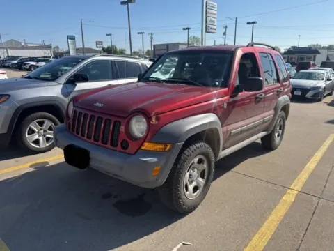 Photos of 2005 Jeep Liberty Sport for sale in Chillicothe, MO at MAG CDJR