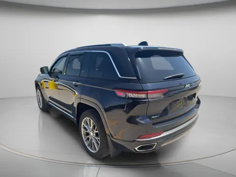 More photos of 2022 Jeep Grand Cherokee 4xe Summit at MAG CDJR, MO