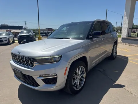 Photos of 2022 Jeep Grand Cherokee 4xe Summit for sale in Chillicothe, MO at MAG CDJR