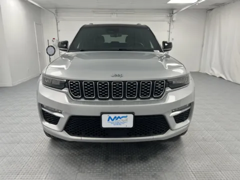 Photos of 2022 Jeep Grand Cherokee 4xe Summit for sale in Chillicothe, MO at MAG CDJR