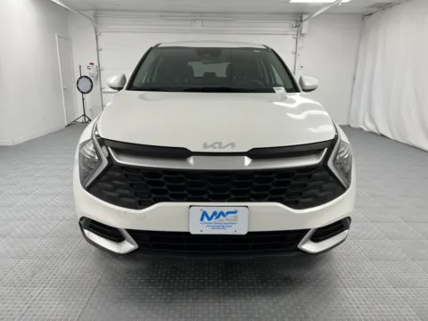 Photos of 2023 Kia Sportage LX for sale in Chillicothe, MO at MAG CDJR