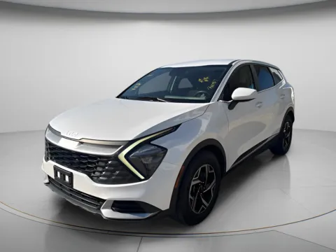 Photos of 2023 Kia Sportage LX for sale in Chillicothe, MO at MAG CDJR