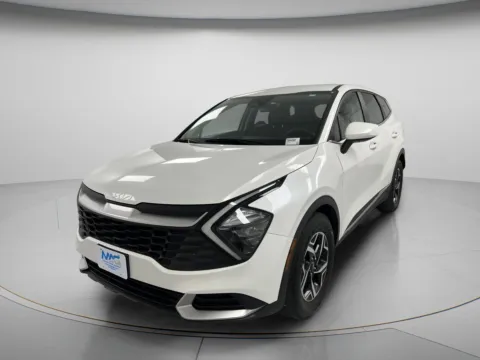 More photos of 2023 Kia Sportage LX at MAG CDJR, MO