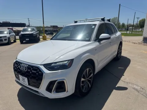 Photos of 2023 Audi Q5 S line Premium Plus for sale in Chillicothe, MO at MAG CDJR