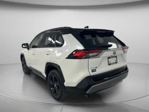 More photos of 2020 Toyota RAV4 Hybrid XSE at MAG CDJR, MO