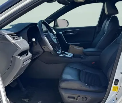 More photos of 2020 Toyota RAV4 Hybrid XSE at MAG CDJR, MO