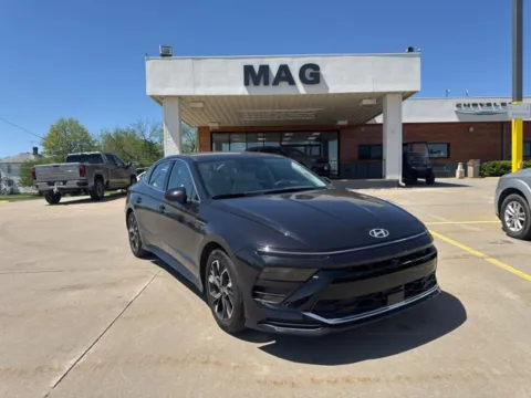 Blue 2024 Hyundai Sonata SEL for sale in Chillicothe, MO