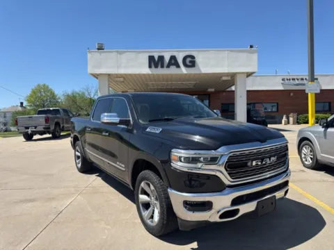 Black 2019 Ram 1500 Limited for sale in Chillicothe, MO