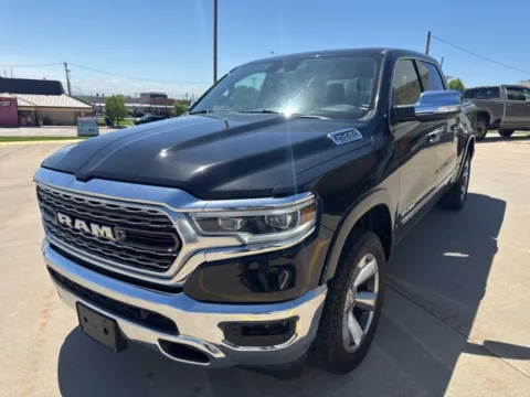 Photos of 2019 Ram 1500 Limited for sale in Chillicothe, MO at MAG CDJR
