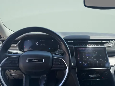 Another view of 2021 Jeep Grand Cherokee L Limited for sale in Chillicothe, MO at MAG CDJR