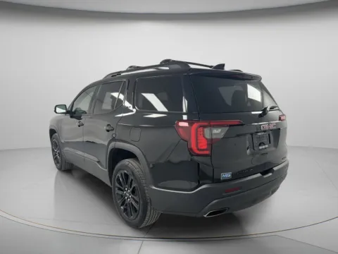 More photos of 2022 GMC Acadia SLT at MAG CDJR, MO