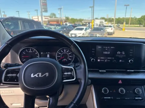 Another view of 2022 Kia Carnival LXS for sale in Chillicothe, MO at MAG CDJR