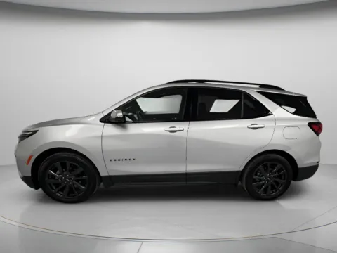 More photos of 2022 Chevrolet Equinox RS at MAG CDJR, MO
