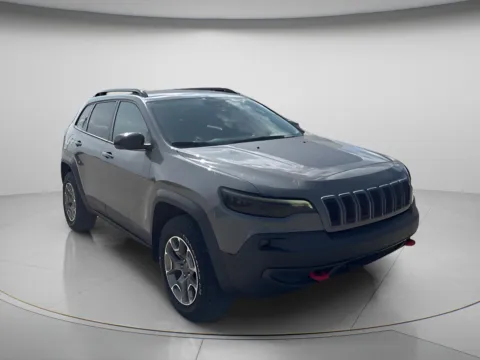 Gray 2022 Jeep Cherokee Trailhawk for sale in Chillicothe, MO