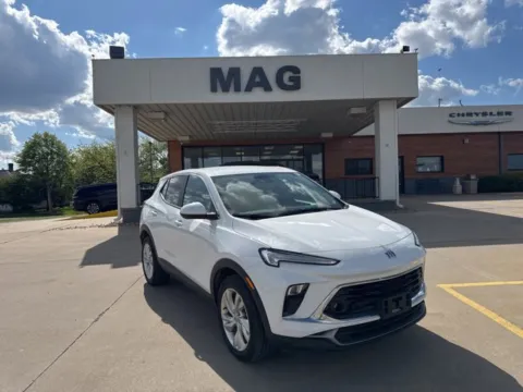 White 2024 Buick Encore GX Preferred for sale in Chillicothe, MO