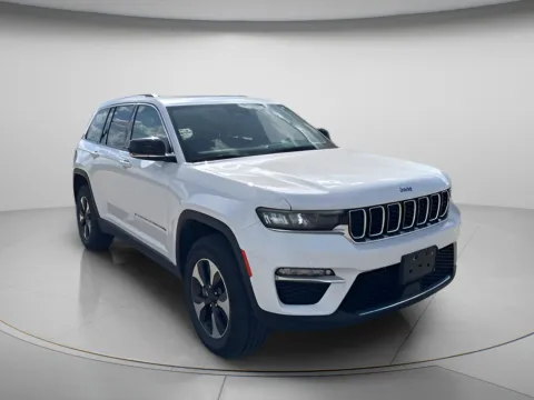 White 2023 Jeep Grand Cherokee 4xe 4x4 for sale in Chillicothe, MO