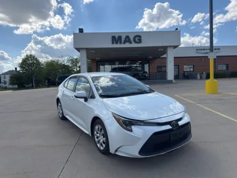 White 2024 Toyota Corolla LE for sale in Chillicothe, MO