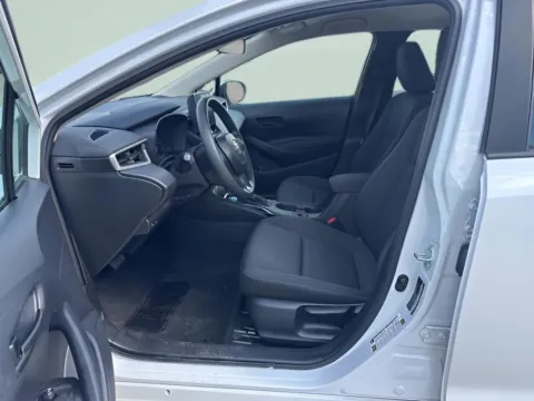 More photos of 2024 Toyota Corolla LE at MAG CDJR, MO