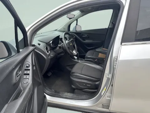 More photos of 2018 Chevrolet Trax LT at MAG CDJR, MO