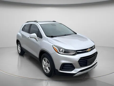 Silver 2018 Chevrolet Trax LT for sale in Chillicothe, MO