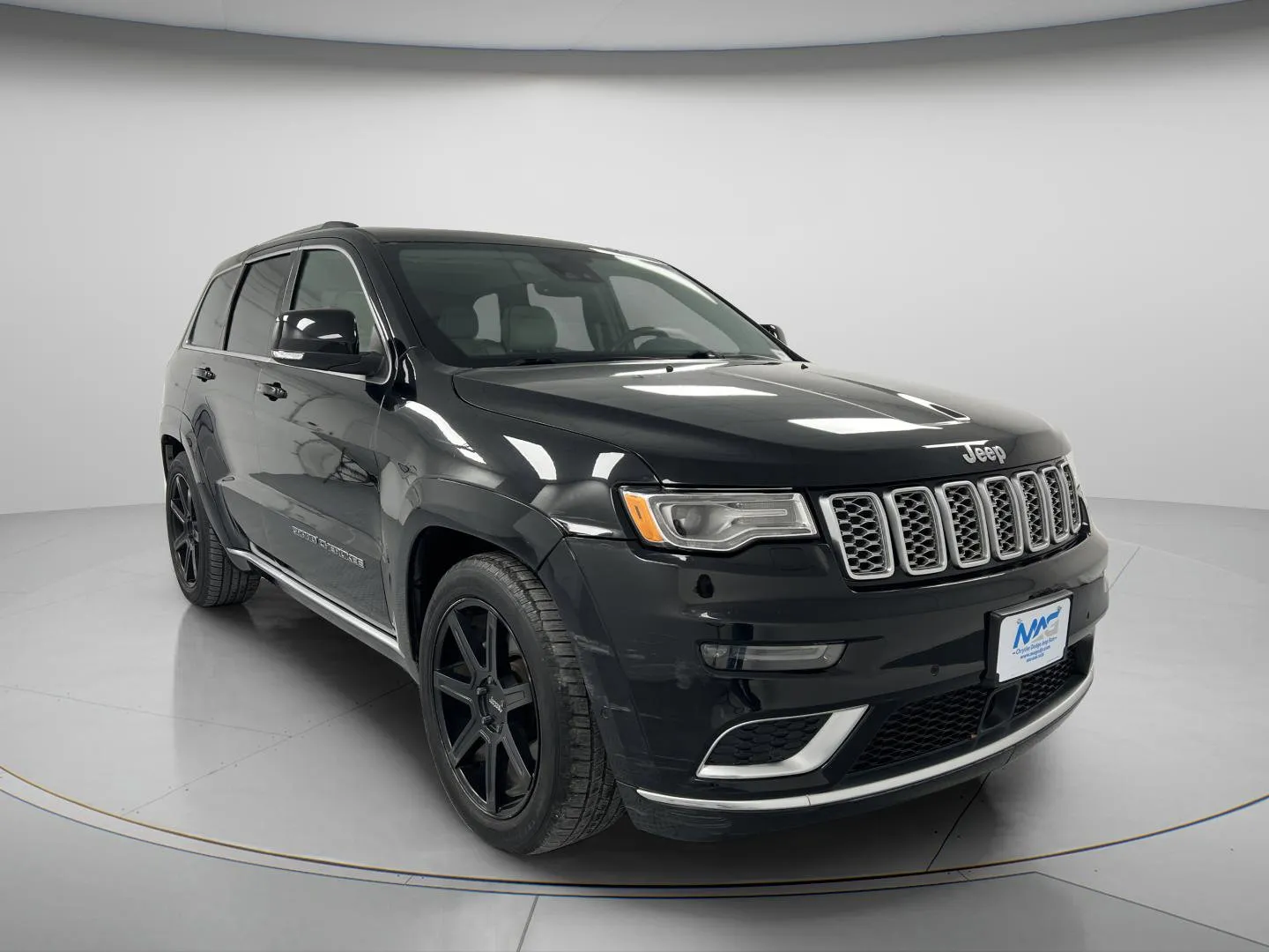2017 Jeep Grand Cherokee Summit 4WD's photo